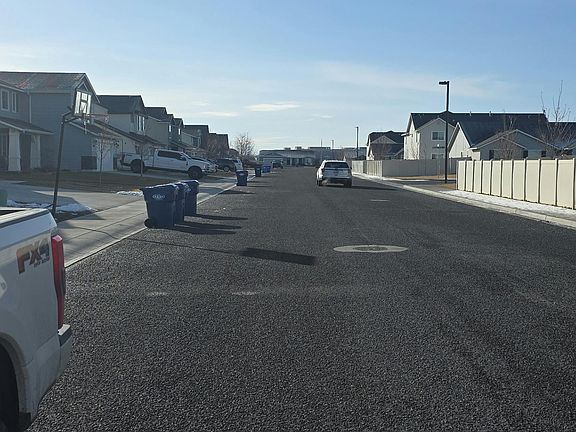 5th image of 2044 Kodiak St