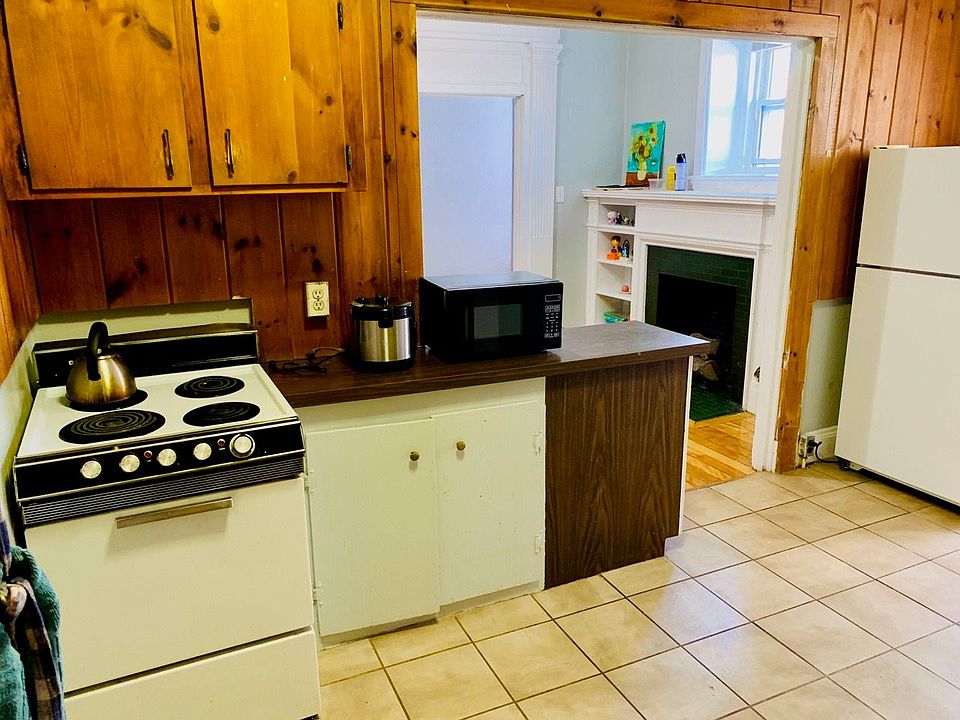 2nd image of 1284 Commonwealth Ave APT 3R