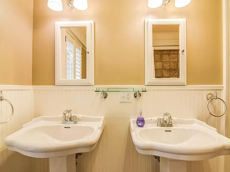 Master bath