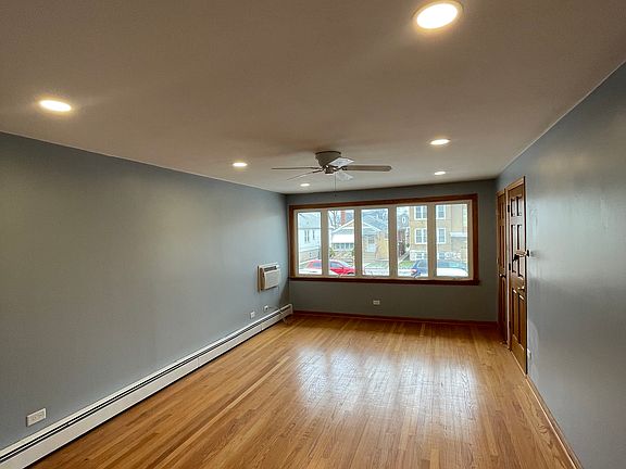 2nd image of 5240 S Kilbourn Ave #2
