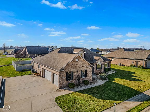 4th image of 1984 Austin James Ln