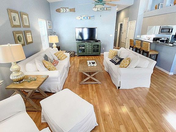 4th image of 407 Wood Beach Dr