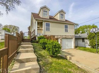 712 E Buchanan St, Bloomington, IL