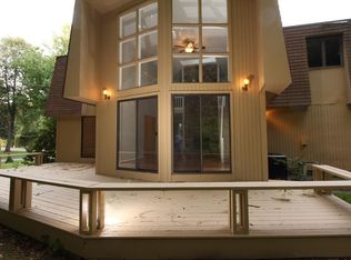 60 Hillery Rd, Leominster, MA 01453