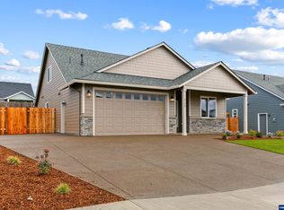 460 NE Cedar St, Sublimity, OR 97385