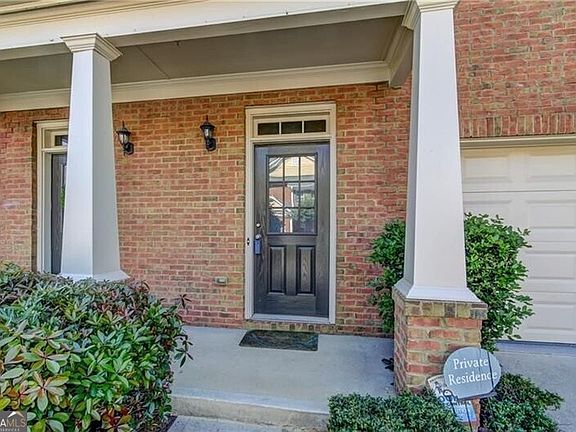 4th image of 1754 Oakbrook Ln NW