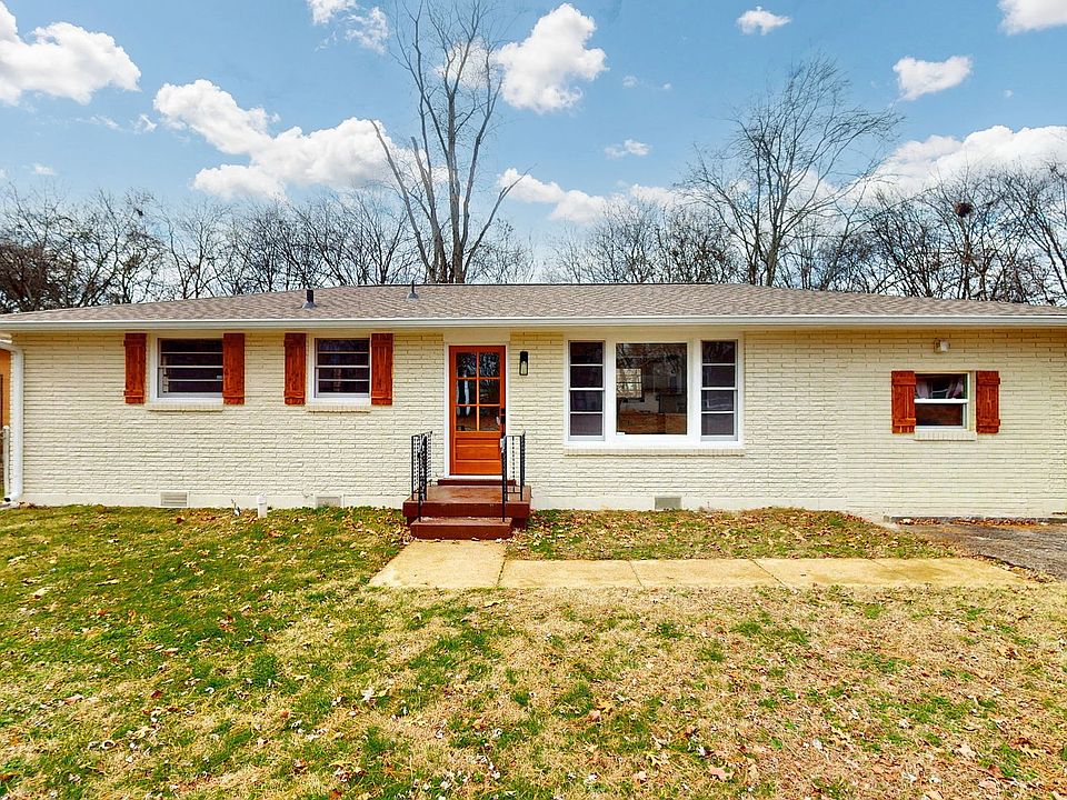 1st image of 3229 Moorewood Dr