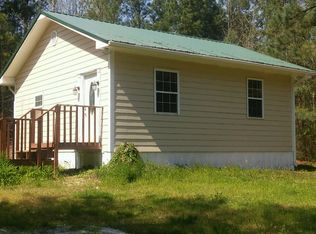 29 Benton Rd, Carlton, GA 30627