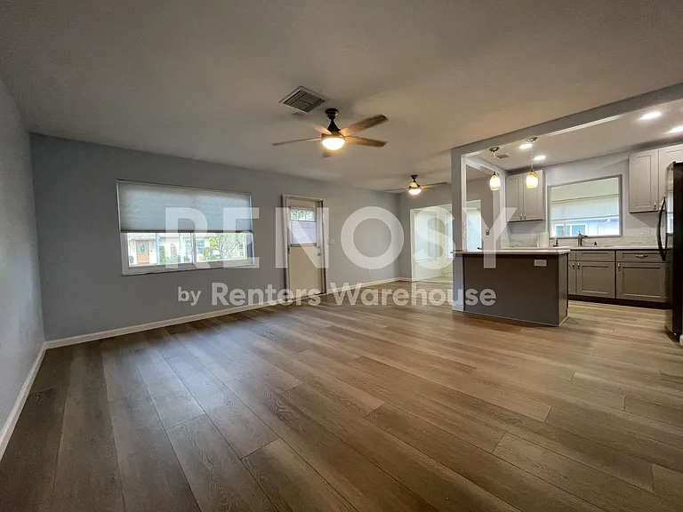 110 Gloucester Blvd #110 — Photo 18