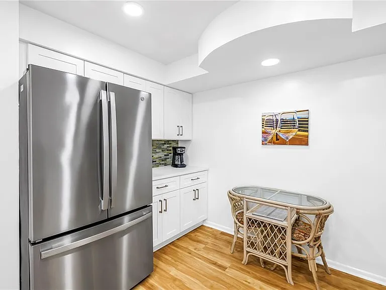 6021 Bahia Del Mar Cir #540 — Photo 10