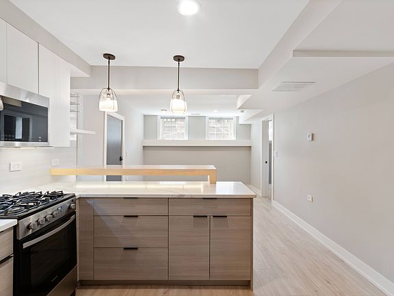 2nd image of 1401-03 N Wicker Park Ave #1403-B