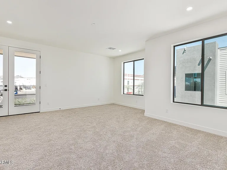 1625 E Lamar Rd #1 — Photo 12