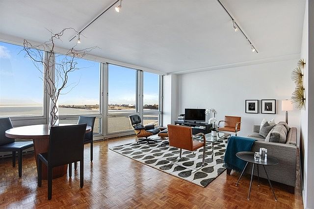 1st image of 880 N Lake Shore Dr APT 8C