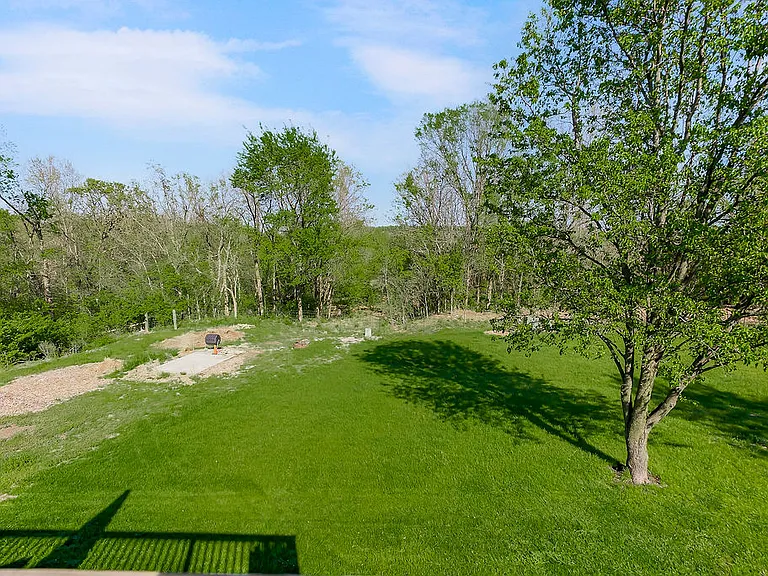 5131 Woodland Dr — Photo 17