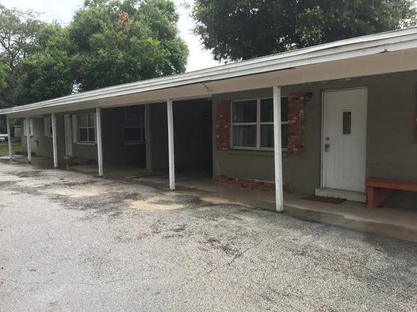 1240 Jasmine St, Melbourne, FL 32935