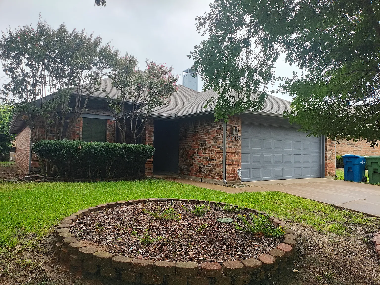 3 bed, 1476 sqft, $2,300 — Photo 1
