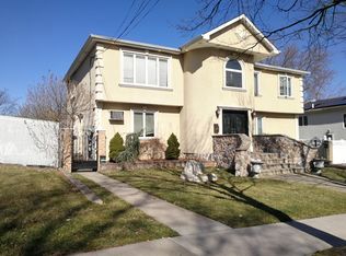 97 Ramona Ave #1F, Staten Island, NY 10312