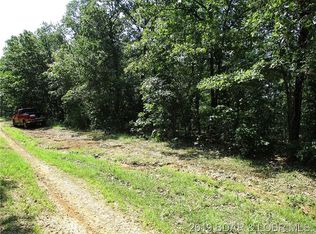 Smooth Hill Dr, Versailles, MO 65084