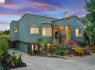 1012 Warfield Ave, Oakland, CA 94610