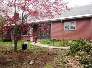 85 Allen Rd, Billerica, MA 01821