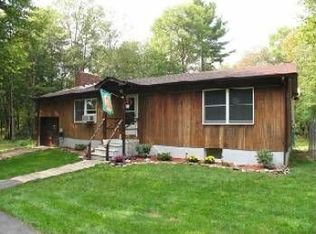 3 Davey Ln, Sandyston, NJ 07826