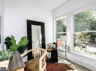 256 15th St SE #3, Washington, DC 20003