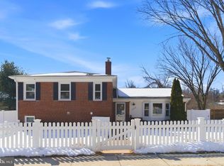 5020 Alta Vista Rd, Bethesda, MD 20814