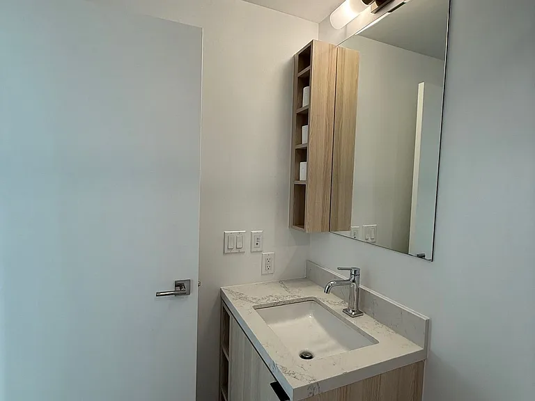 252 Church St #4217 — Photo 3