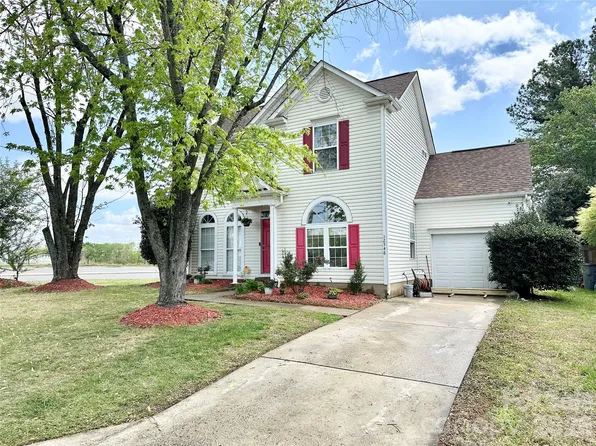 12548 Panthersville Dr, Charlotte, NC 28269