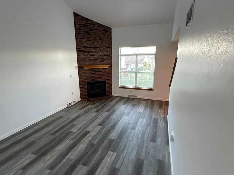 1443 E Buckwood Ct #1443 — Photo 7
