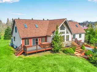 6424 Hake Rd, Akron, NY 14001