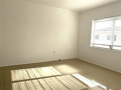 2nd image of 1197 Marseille Dr #12-1410242