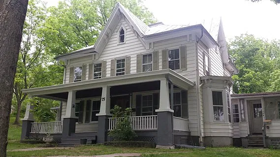 2 bed, 800 sqft, $1,850 — Photo 1