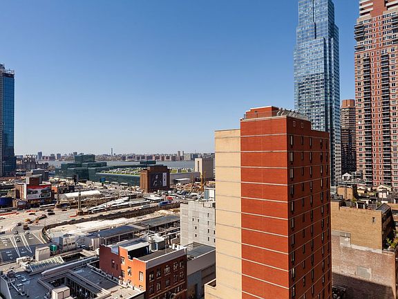 2nd image of 500 W 43rd St APT 21J