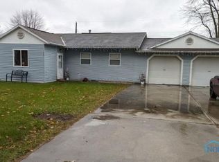 1709 Bank St, Findlay, OH 45840