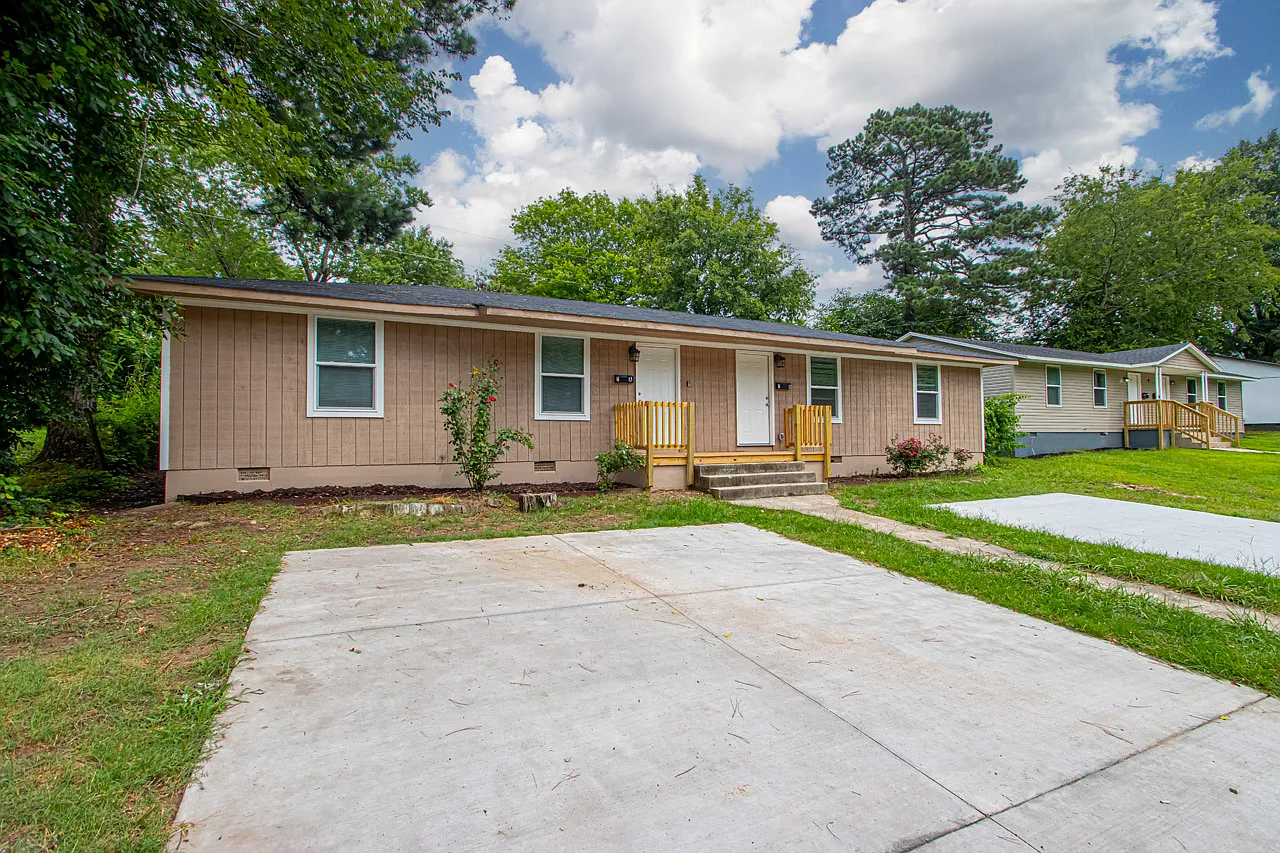 2 bed, 800 sqft, $950 — Photo 1