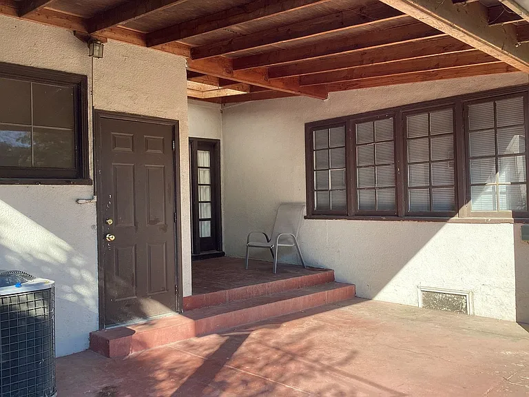 1330 Broadway St — Photo 10