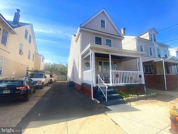 2nd image of 827 Quinton Ave
