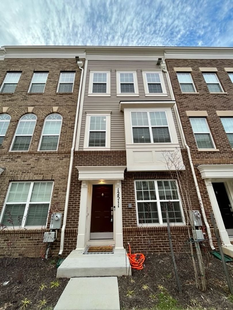 12511 Honey Locust Way, Beltsville, MD 20705 Zillow