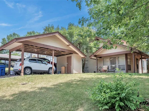 464 Down Hill Dr, Ballwin, MO 63021