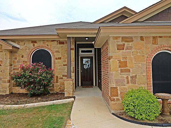2nd image of 2801 Alamocitos Creek Dr