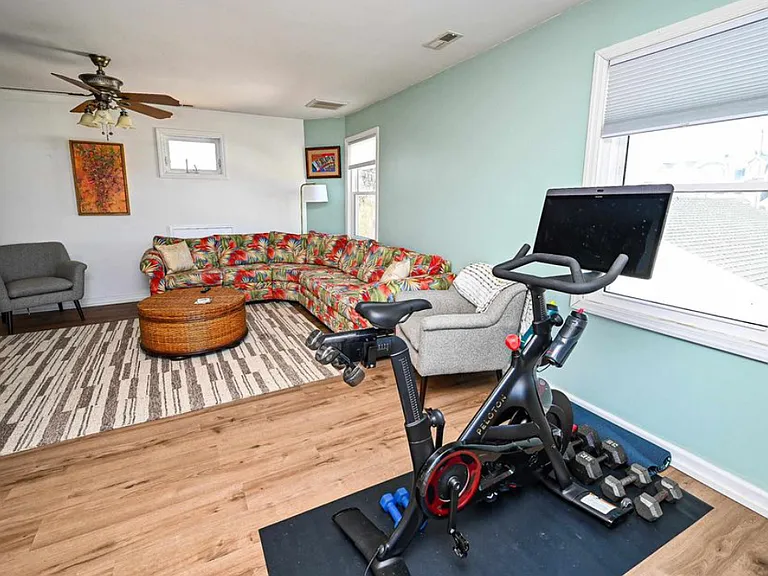 214 Sunray Rd — Photo 13