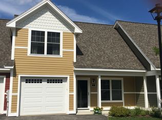 29 Agatha James Dr, Kennebunk, ME 04043