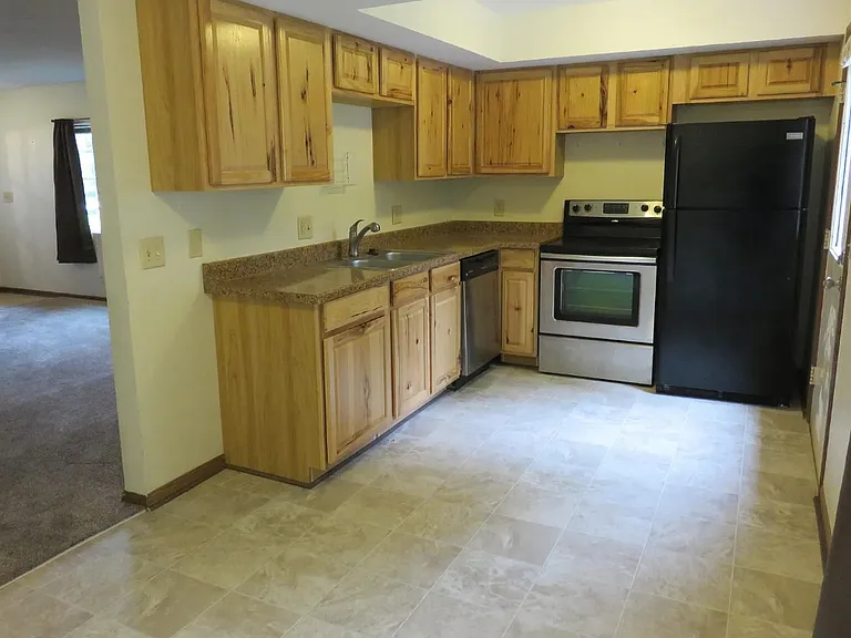 1328 Woodstock Ave #1328 — Photo 5