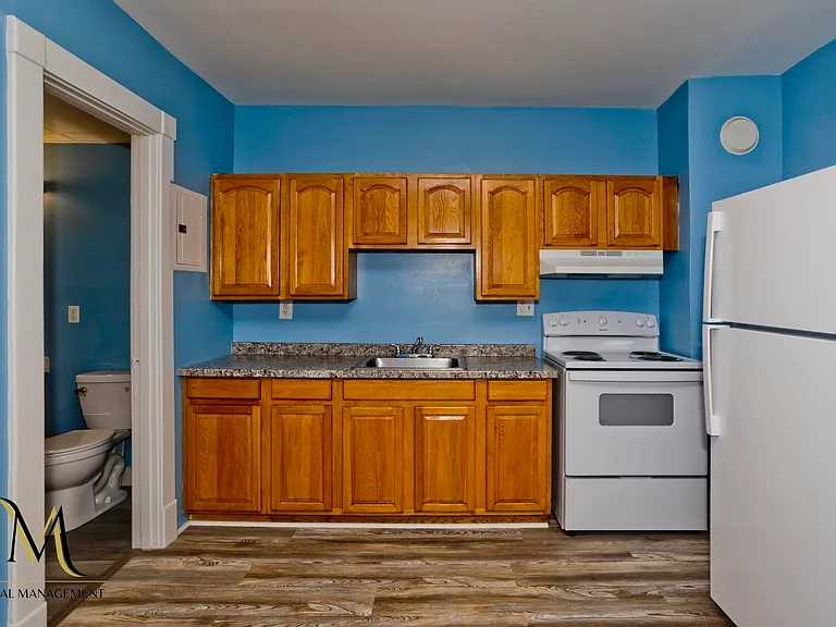 638 Belmont Ave #1L — Photo 14