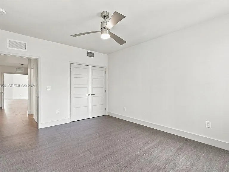 3237 NE 5th St — Photo 33