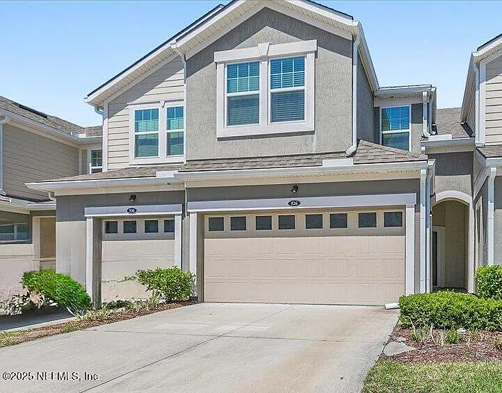 526 Richmond Dr — Photo 1