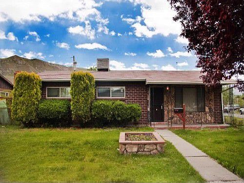 1st image of 1104 N Victoria Way