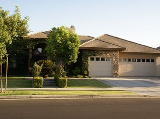 10911 Bardon Hill Dr, Bakersfield, CA 93312