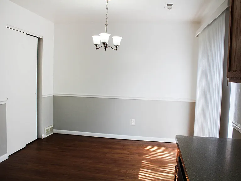 Walnut Creek Townhomes — Photo 19